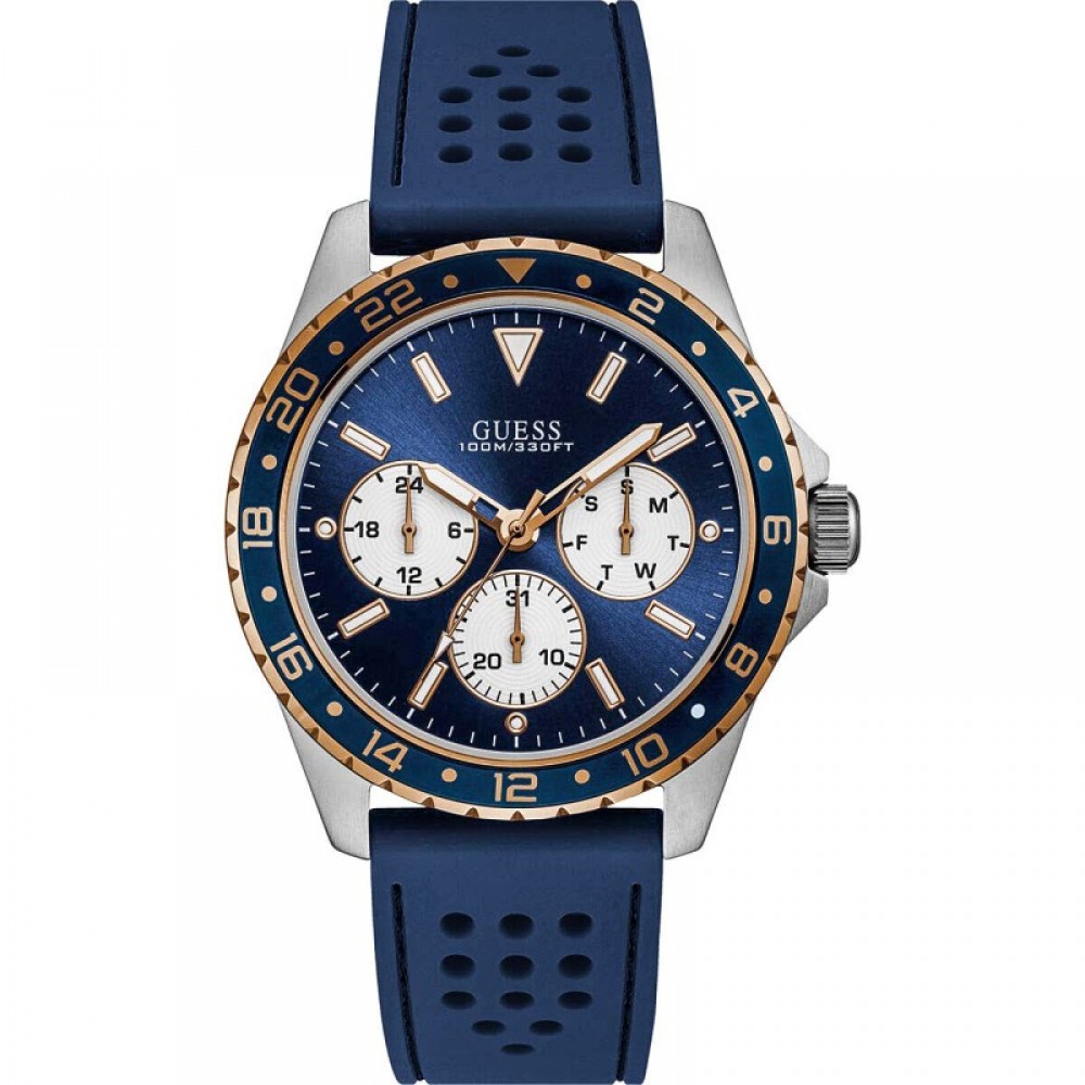 Guess w1108g4